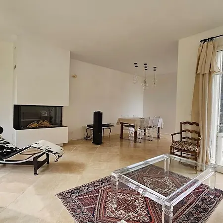 Holiday home Maison Familiale, 3 Chambres, Jardin, Au Calme *