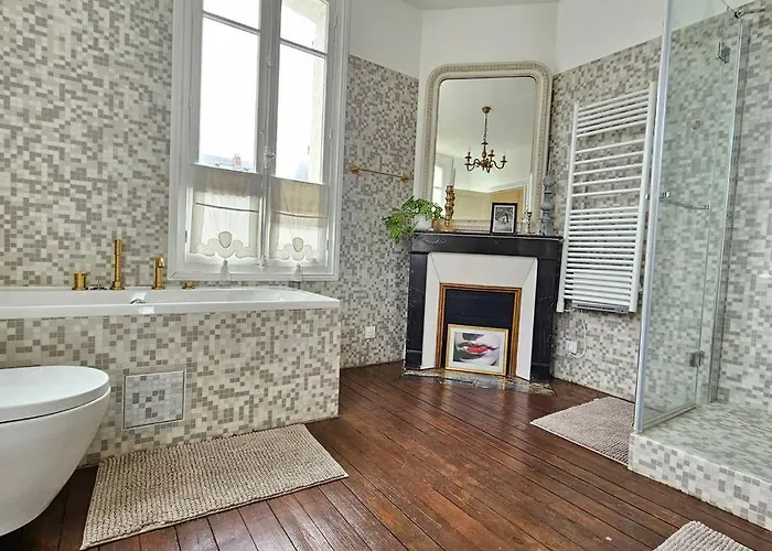 Holiday home Maison Familiale, 3 Chambres, Jardin, Au Calme